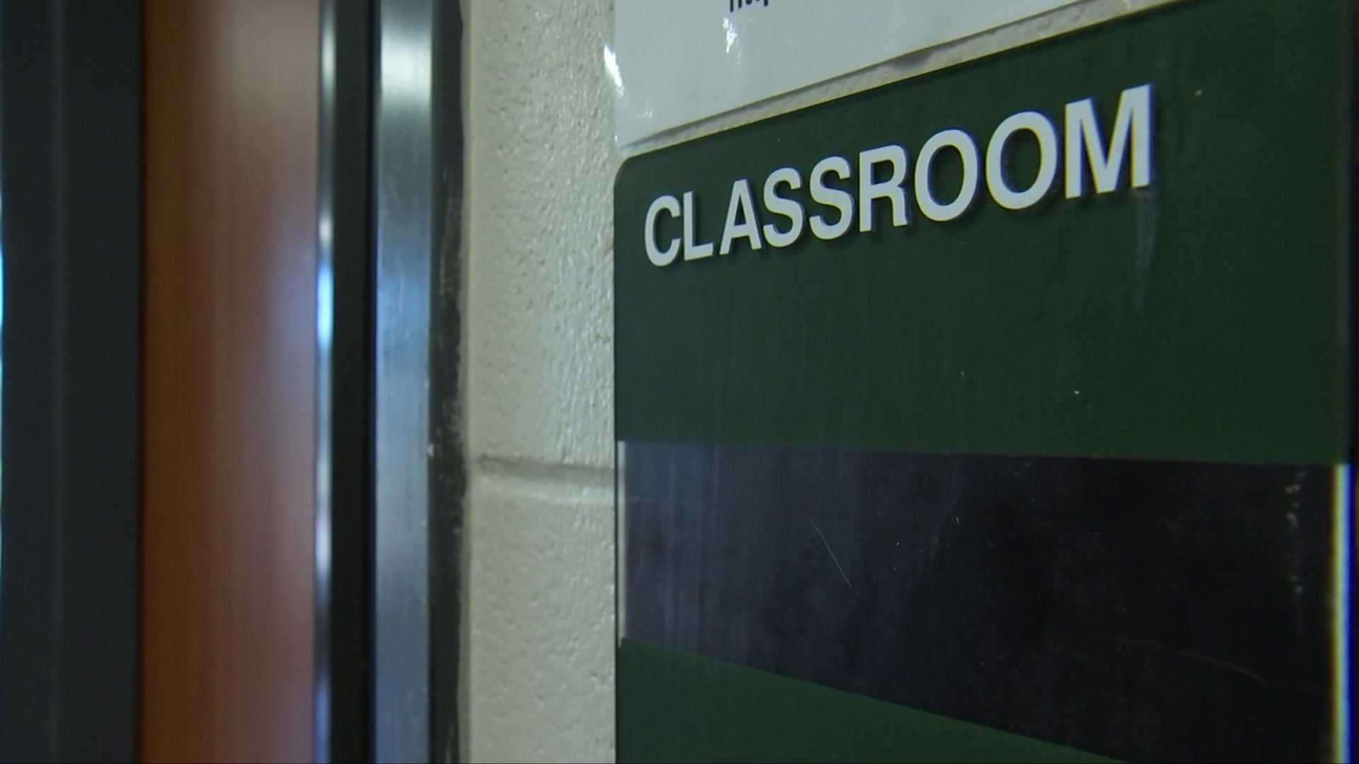 2 teachers who used to date arrested after fight at Miami-Dade school, cops say