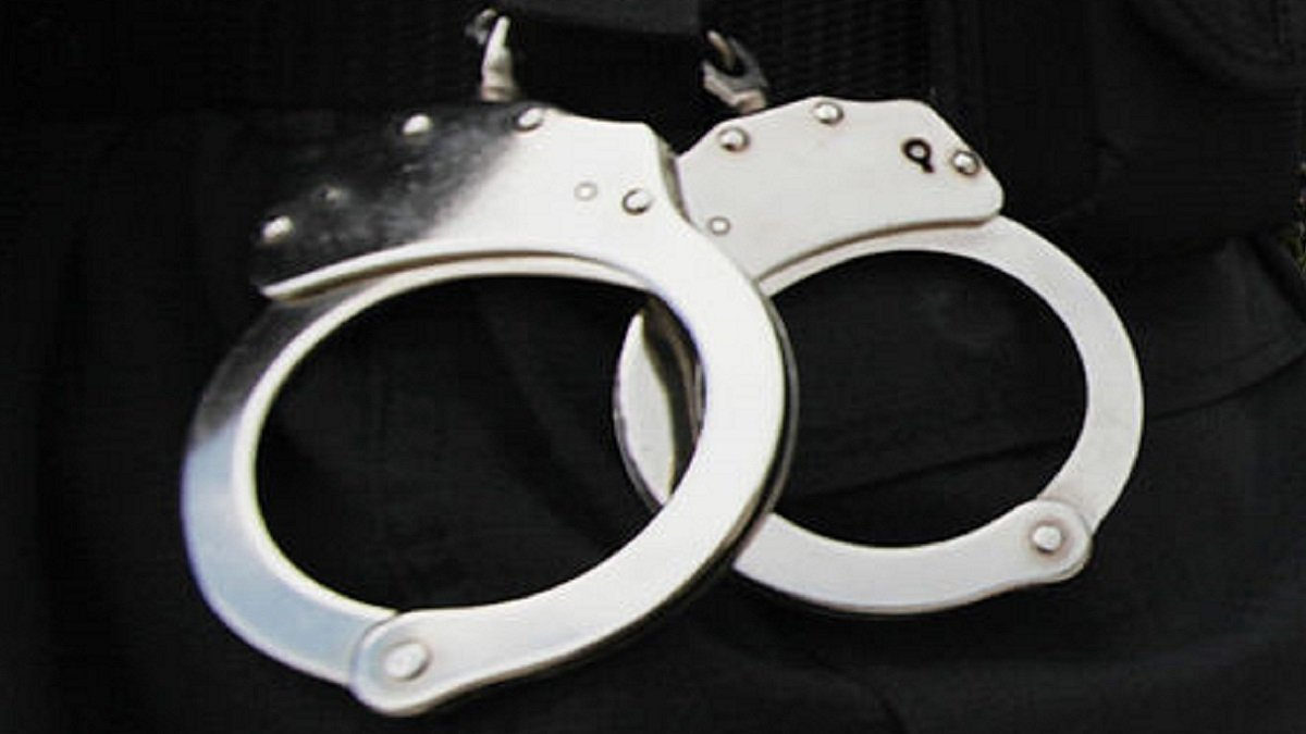2 Miami-Dade traffic school employees accused of fraud, deputies say 