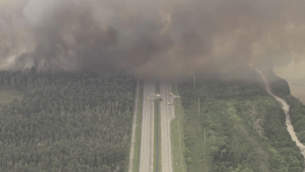Portion of Krome Avenue reopen as brush fires in SW Miami-Dade continue to burn 