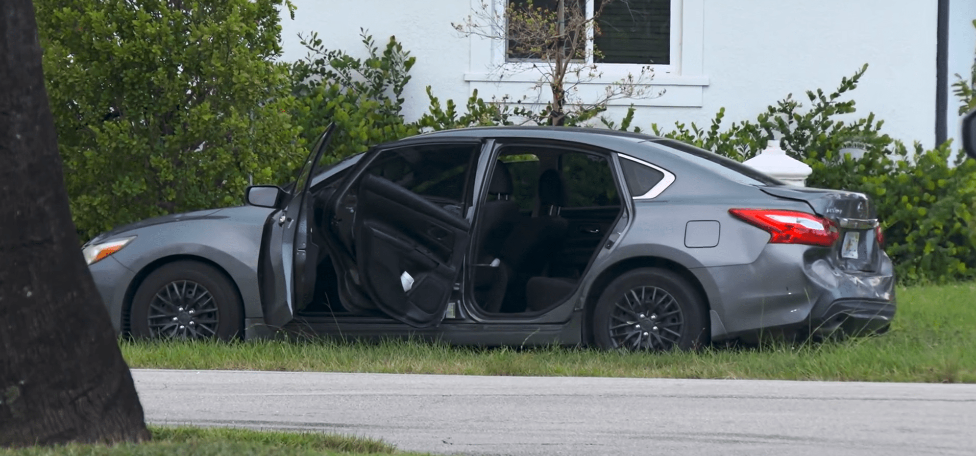 Search continues for homicide suspect in Miami after 3 detained, police say 